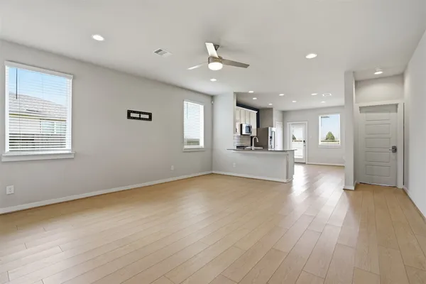 $2,200 | 2803 Chancery Summit Court, Houston, TX 77047