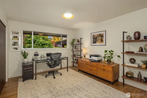 $2,500,000 | 11469 Marine View Drive Southwest, Seattle, WA 98146