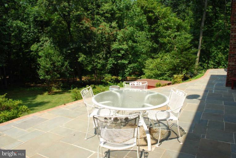 968 Saigon Road McLean, VA 22102 - Photo 24 of 28 View