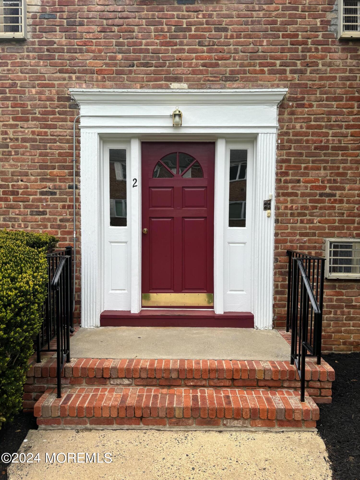 283 Spring Street, Unit 2A Red Bank, NJ 07701 - Photo 1 of 13 IMG_0675