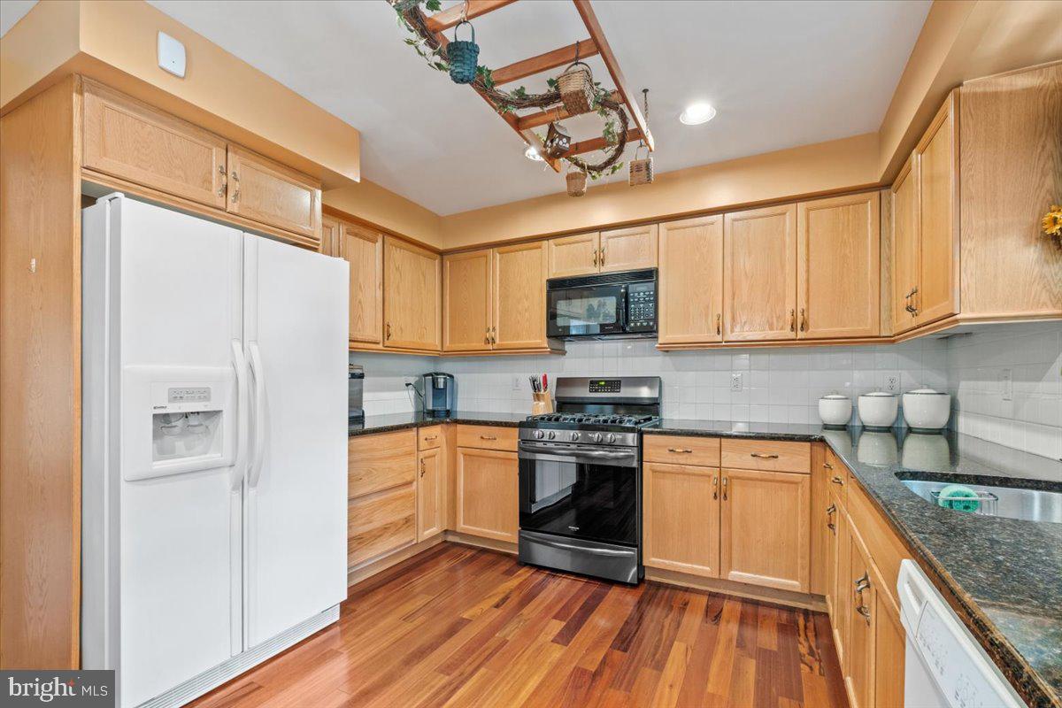 110 Treeline Drive Deptford, NJ 08096 - Photo 10 of 42