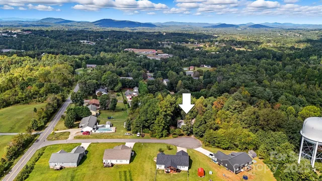 view of a house with a yard