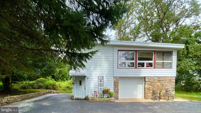 $1,895,000 | 120 Diamond Rock Road, Phoenixville, PA 19460