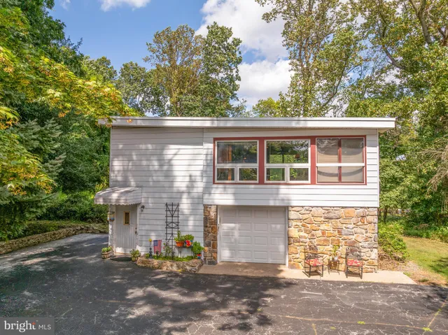 $1,895,000 | 120 Diamond Rock Road, Phoenixville, PA 19460