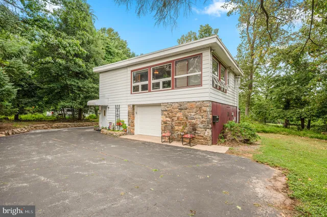 $1,895,000 | 120 Diamond Rock Road, Phoenixville, PA 19460