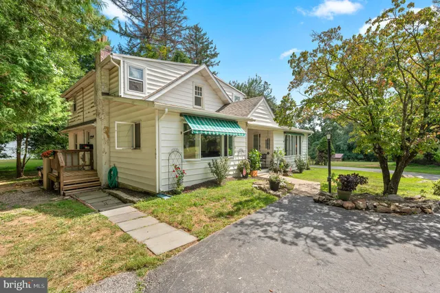 $1,895,000 | 120 Diamond Rock Road, Phoenixville, PA 19460
