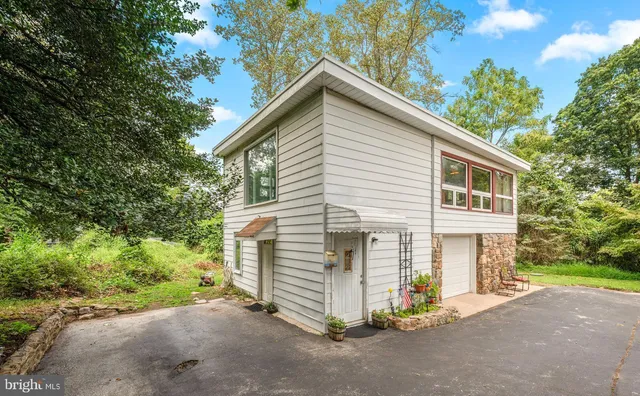 $1,895,000 | 120 Diamond Rock Road, Phoenixville, PA 19460