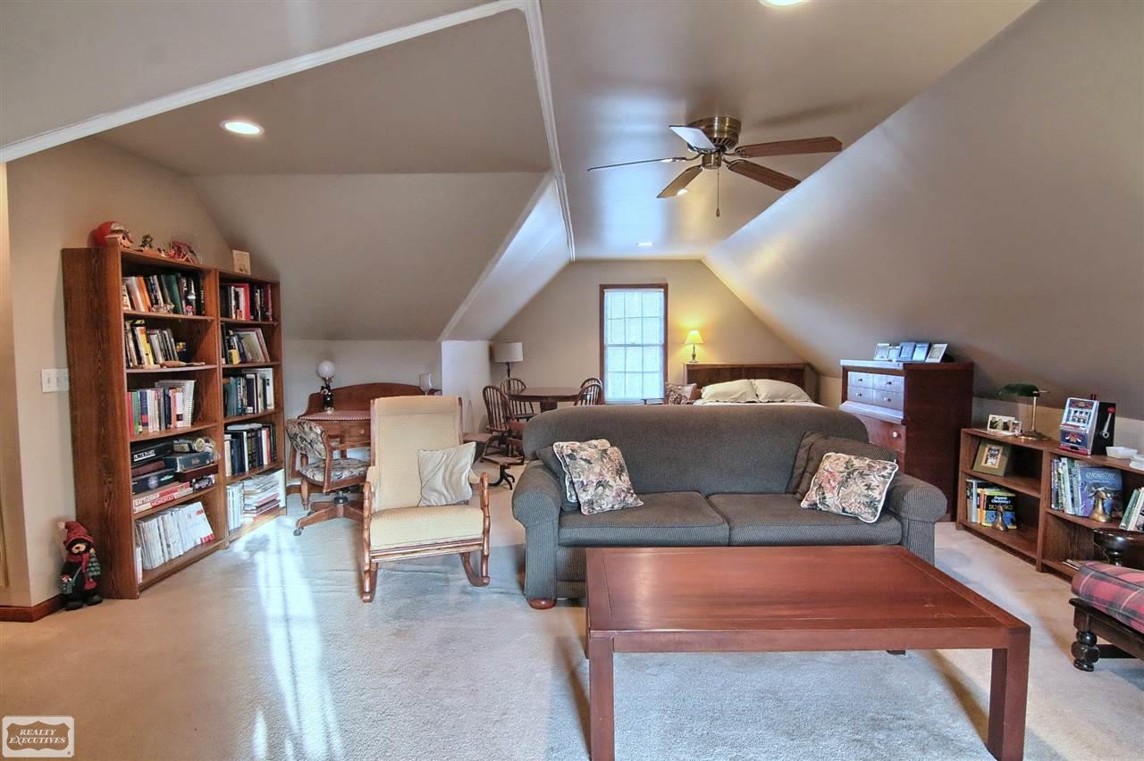 71755 Orchards End Romeo, MI 48065 - Photo 18 of 39 31278131-17.JPG