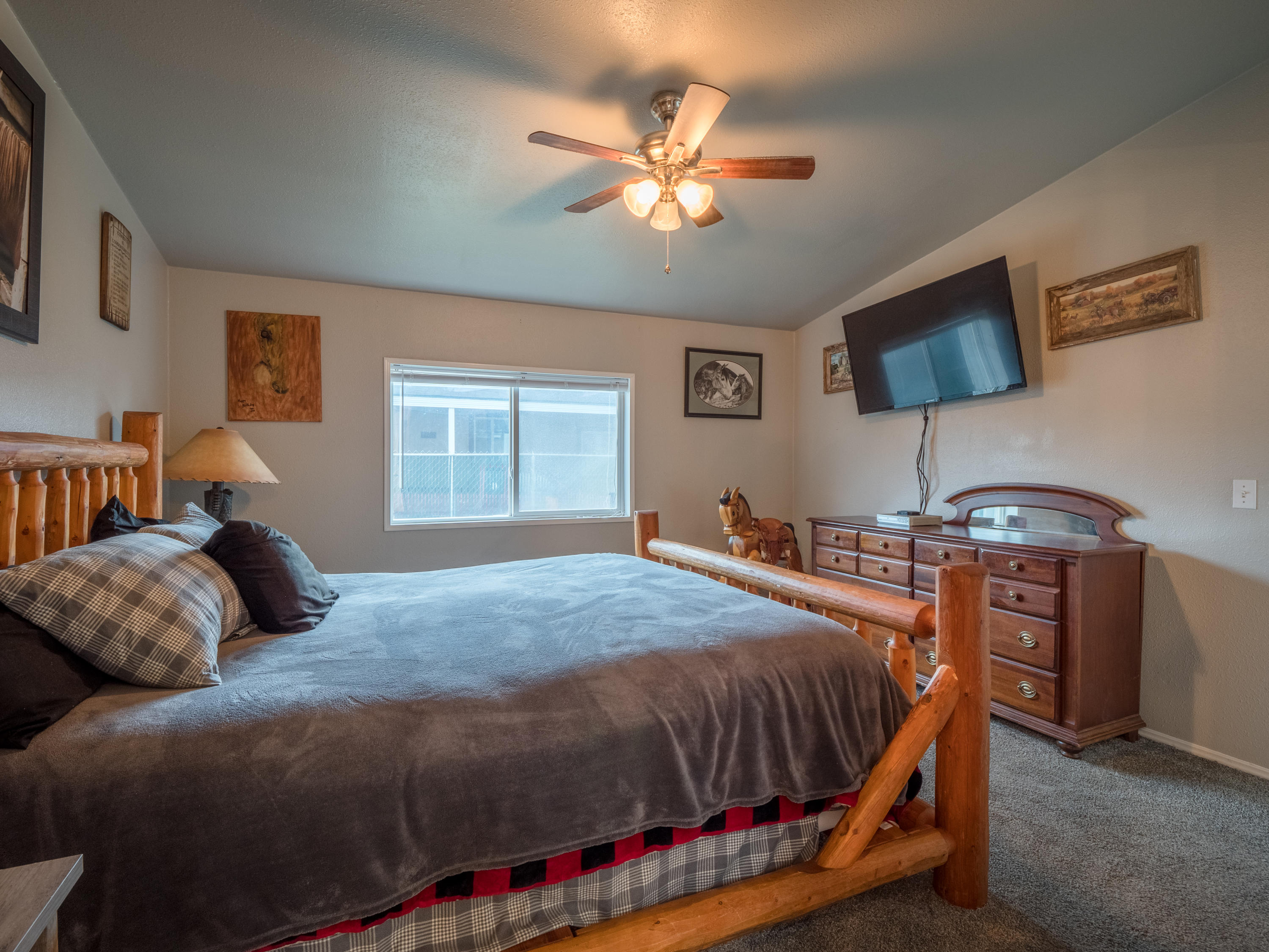 2367 Evan Way Central Point, OR 97502 - Photo 16 of 27 Master 2