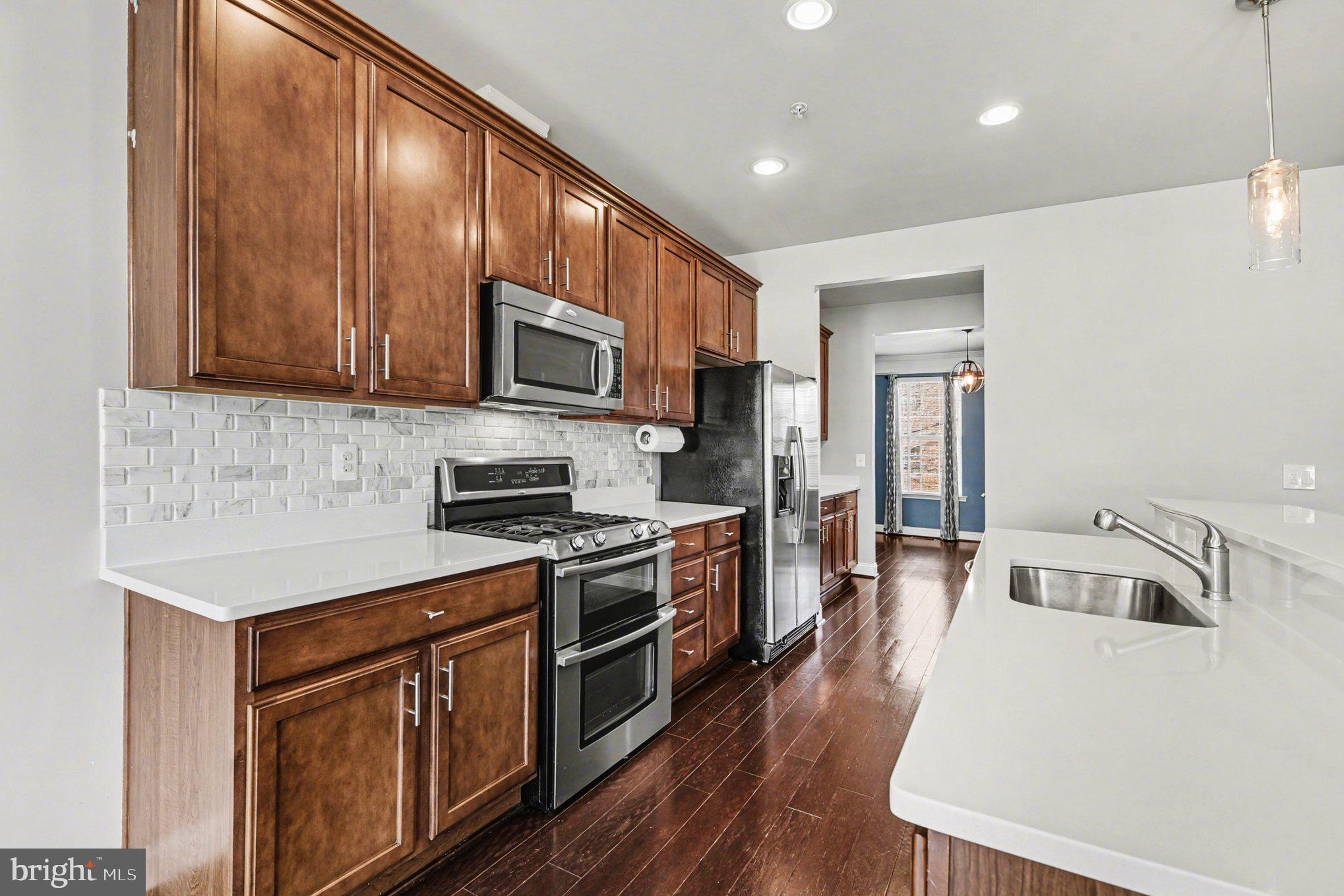 5954 Logans Way Ellicott City, MD 21043 - Photo 16 of 46 Soft close cabinets