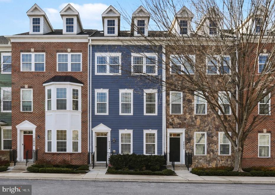 5954 Logans Way Ellicott City, MD 21043 - Photo 2 of 46 5954 Logans Way