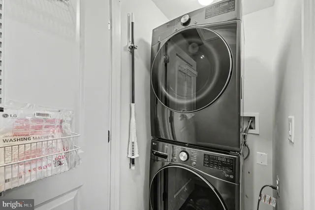 $624,900 | 5954 Logans Way, Ellicott City, MD 21043