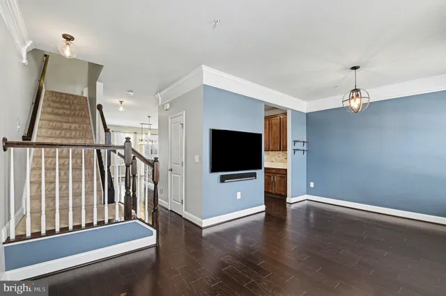 $624,900 | 5954 Logans Way, Ellicott City, MD 21043