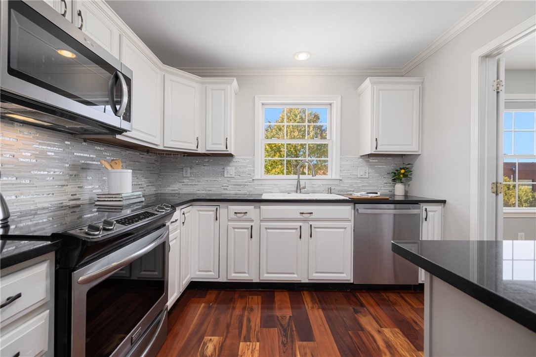 Efficient kitchen design.