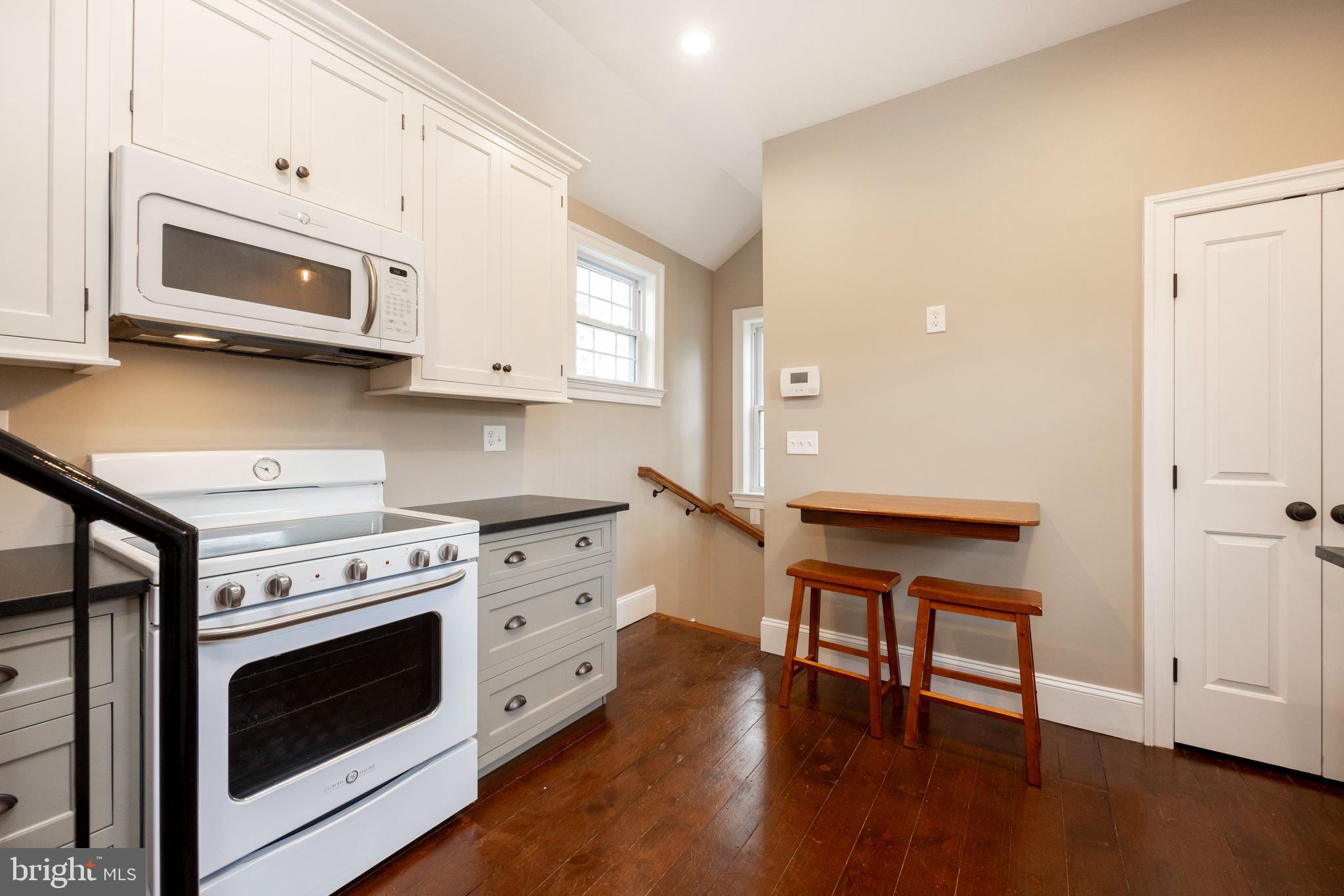 26 Ridge Road Phoenixville, PA 19460 - Photo 25 of 64 2nd floor Kitchen