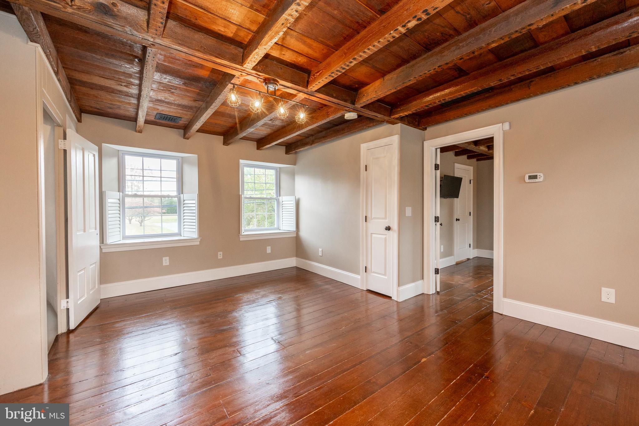26 Ridge Road Phoenixville, PA 19460 - Photo 29 of 64 2nd floor Living Room
