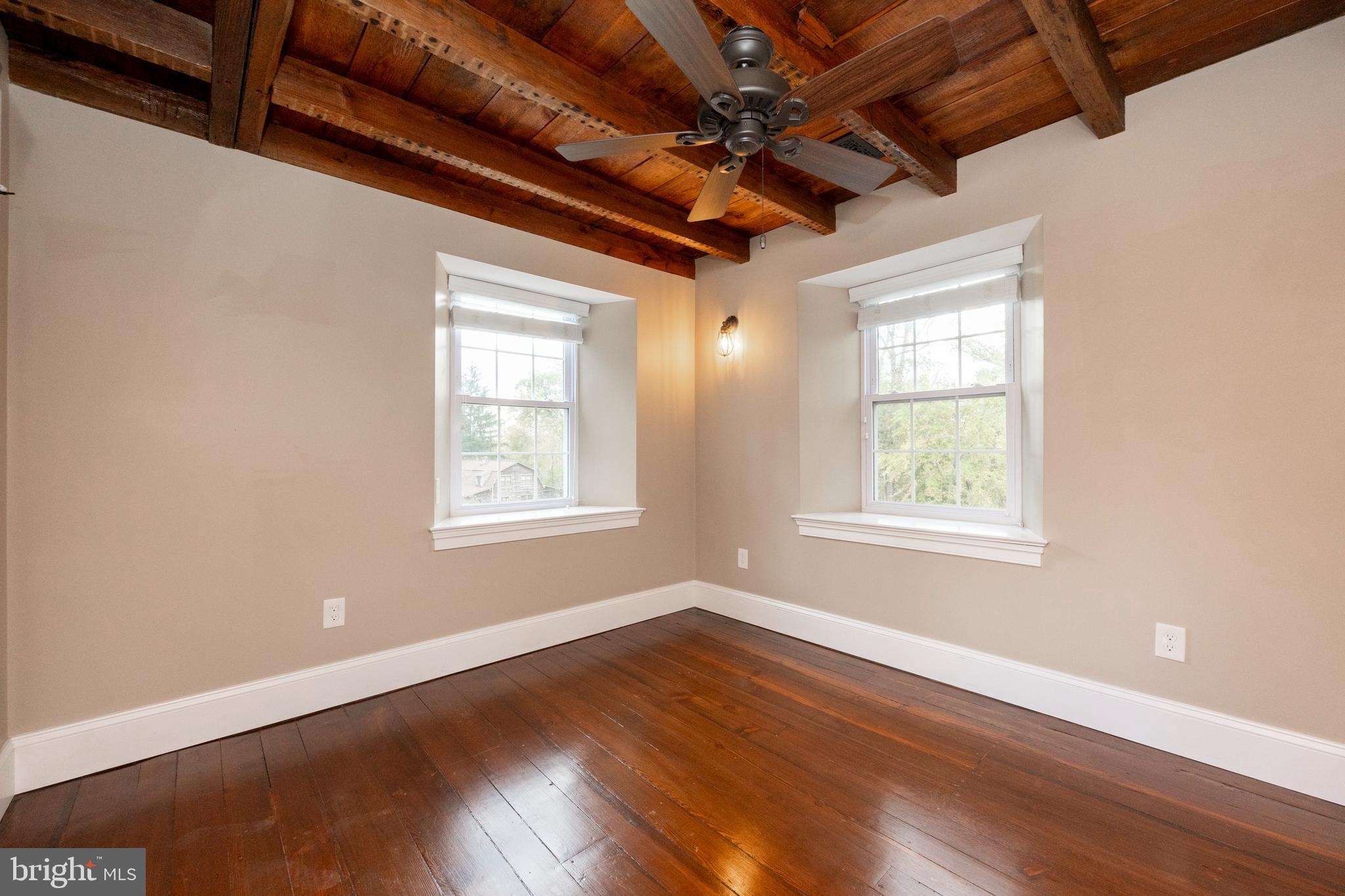 26 Ridge Road Phoenixville, PA 19460 - Photo 30 of 64 2nd floor bedroom
