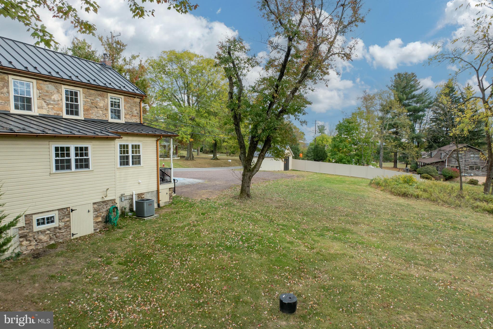 26 Ridge Road Phoenixville, PA 19460 - Photo 39 of 64 rear yard