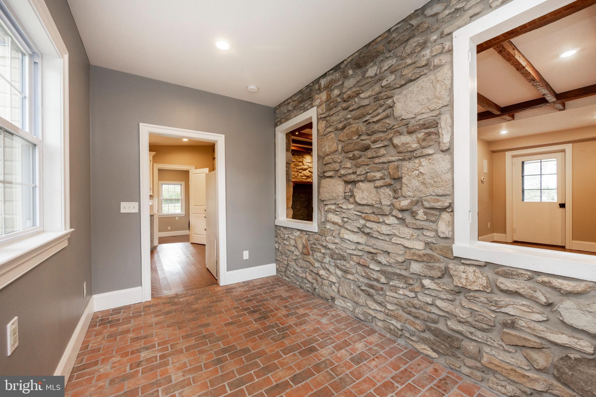 26 Ridge Road Phoenixville, PA 19460 - Photo 6 of 64 1st floor entry / laundry