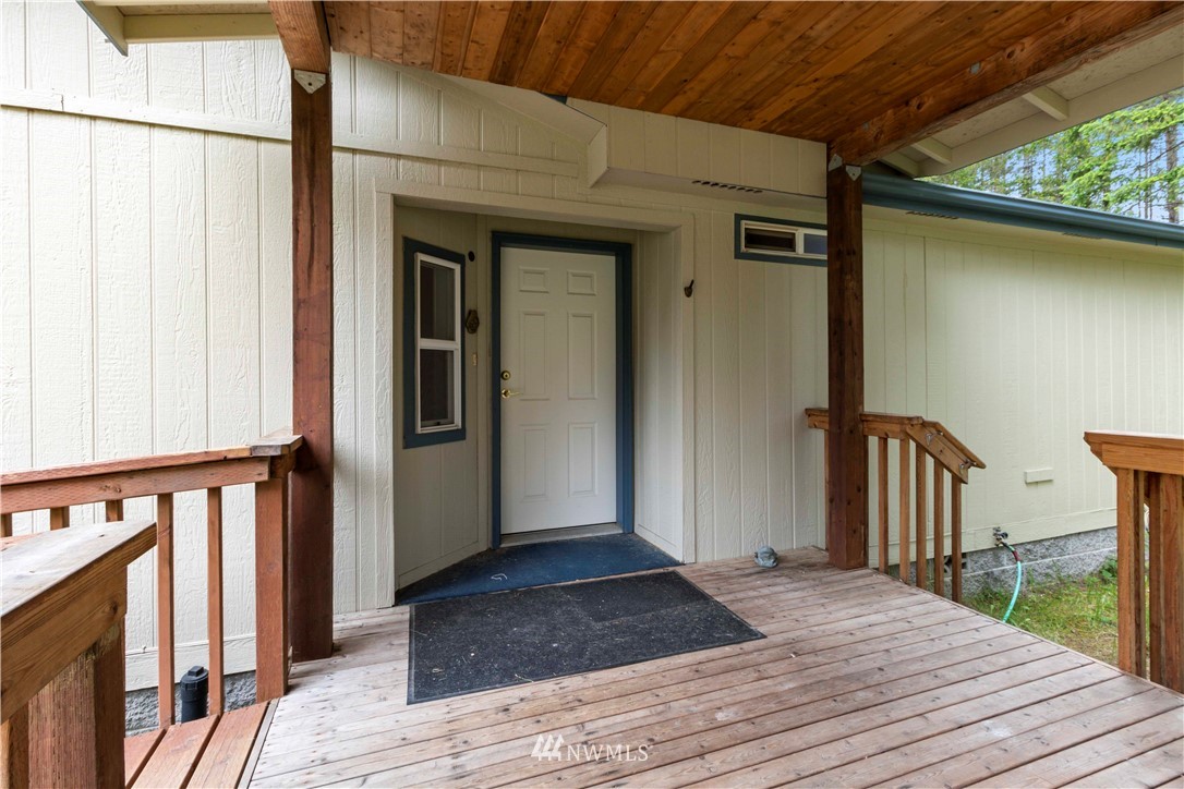 6741 Northeast Elfendahl Pass Road Belfair, WA 98528 - Photo 5 of 32 Gallery Image 5