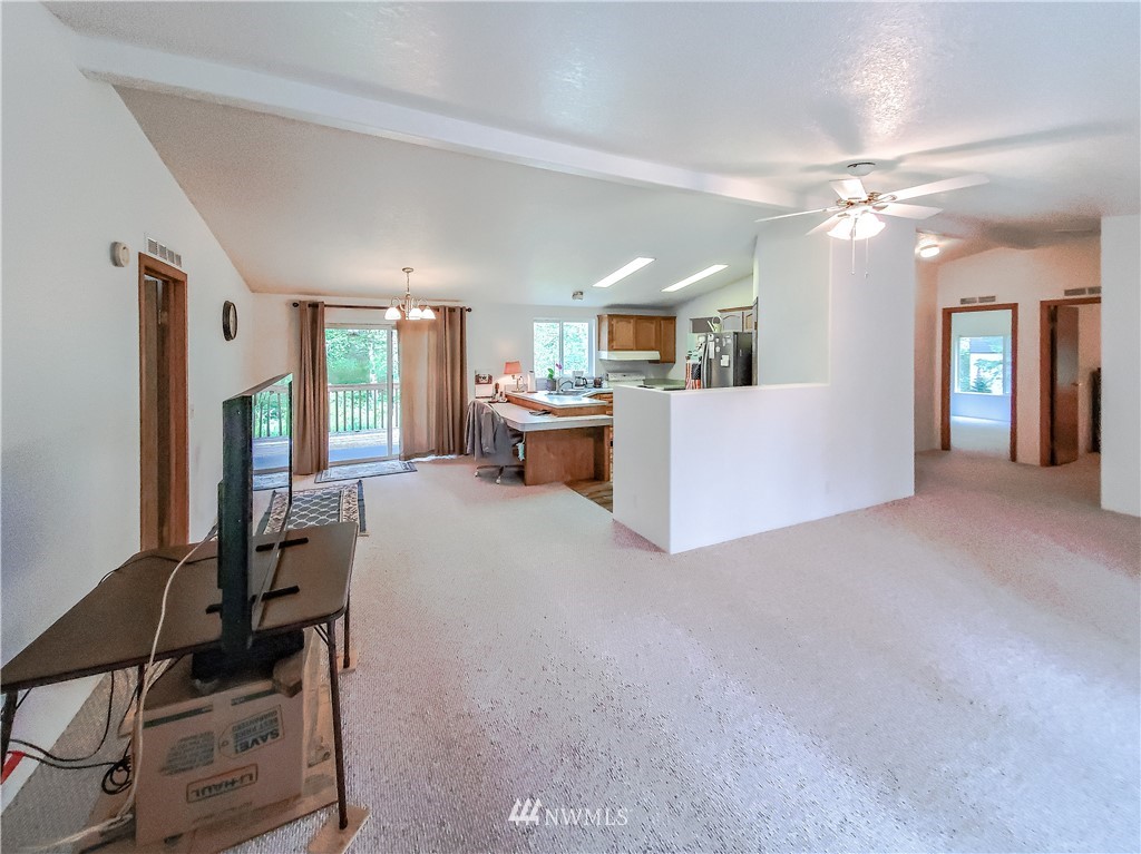 6741 Northeast Elfendahl Pass Road Belfair, WA 98528 - Photo 8 of 32 Gallery Image 8