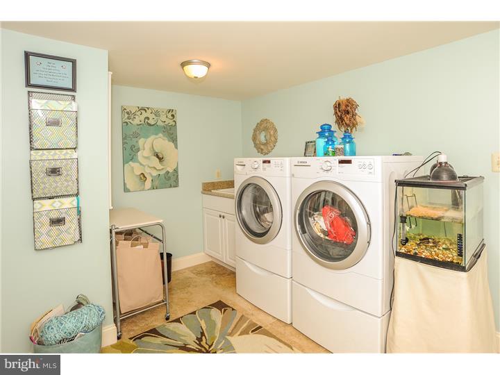 11 Buckwalter Road Audubon, PA 19403 - Photo 13 of 25 Laundry Room