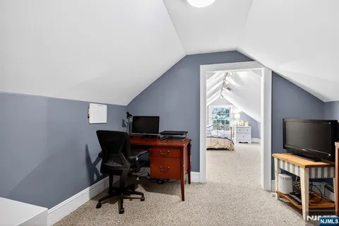 $999,000 | 158 Vreeland Avenue, Rutherford, NJ 07070