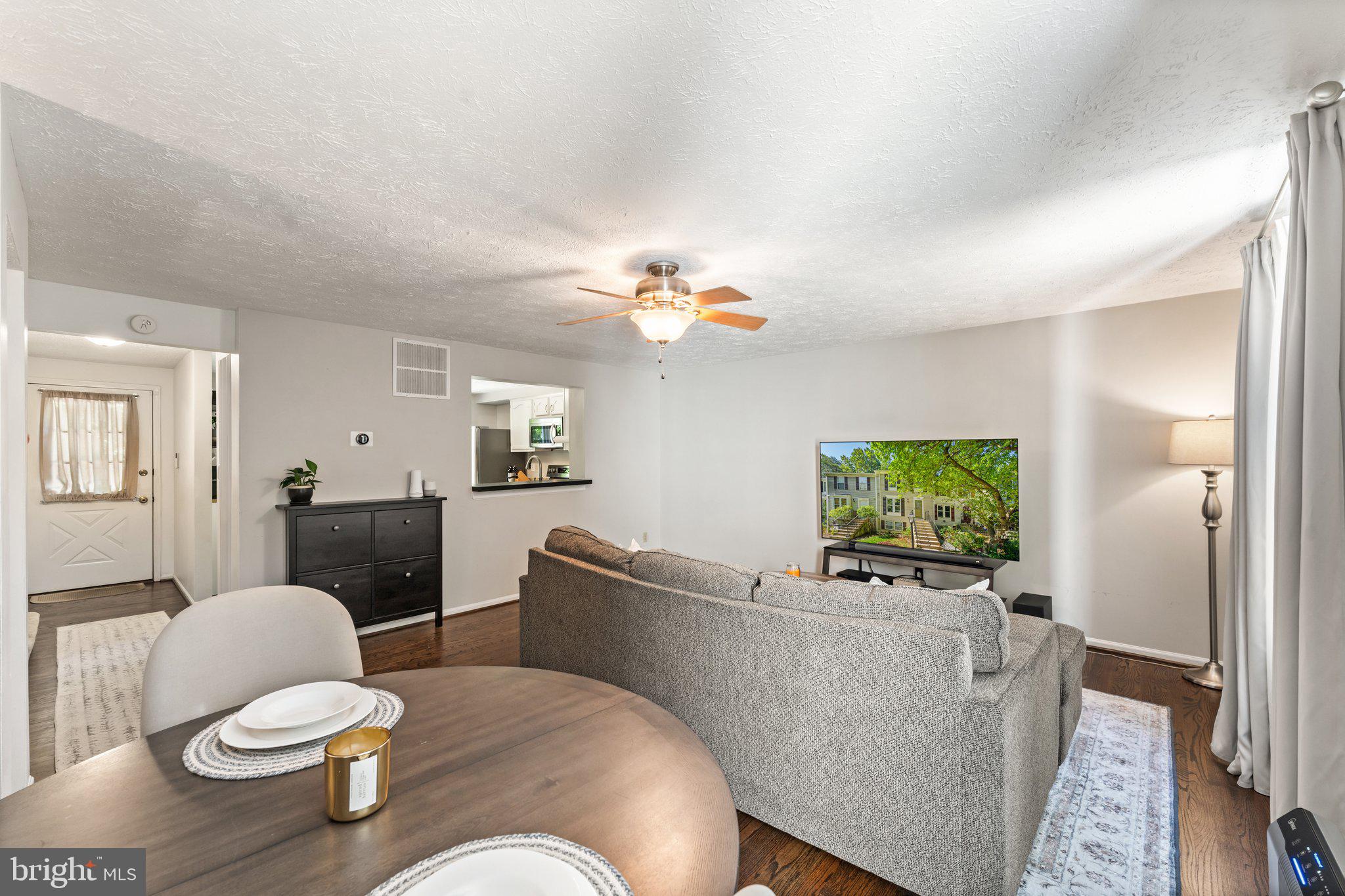 11017 Barton Hill Court Reston, VA 20191 - Photo 12 of 39