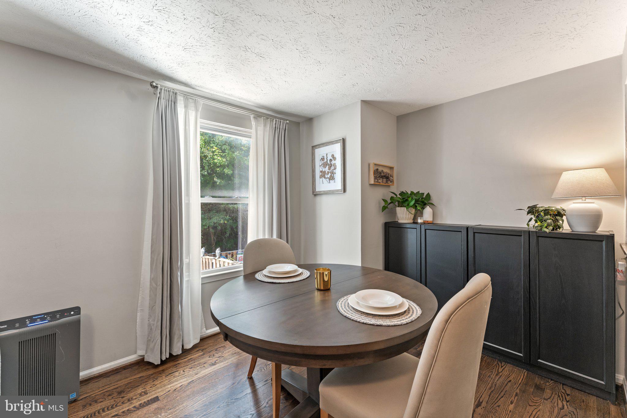 11017 Barton Hill Court Reston, VA 20191 - Photo 14 of 39