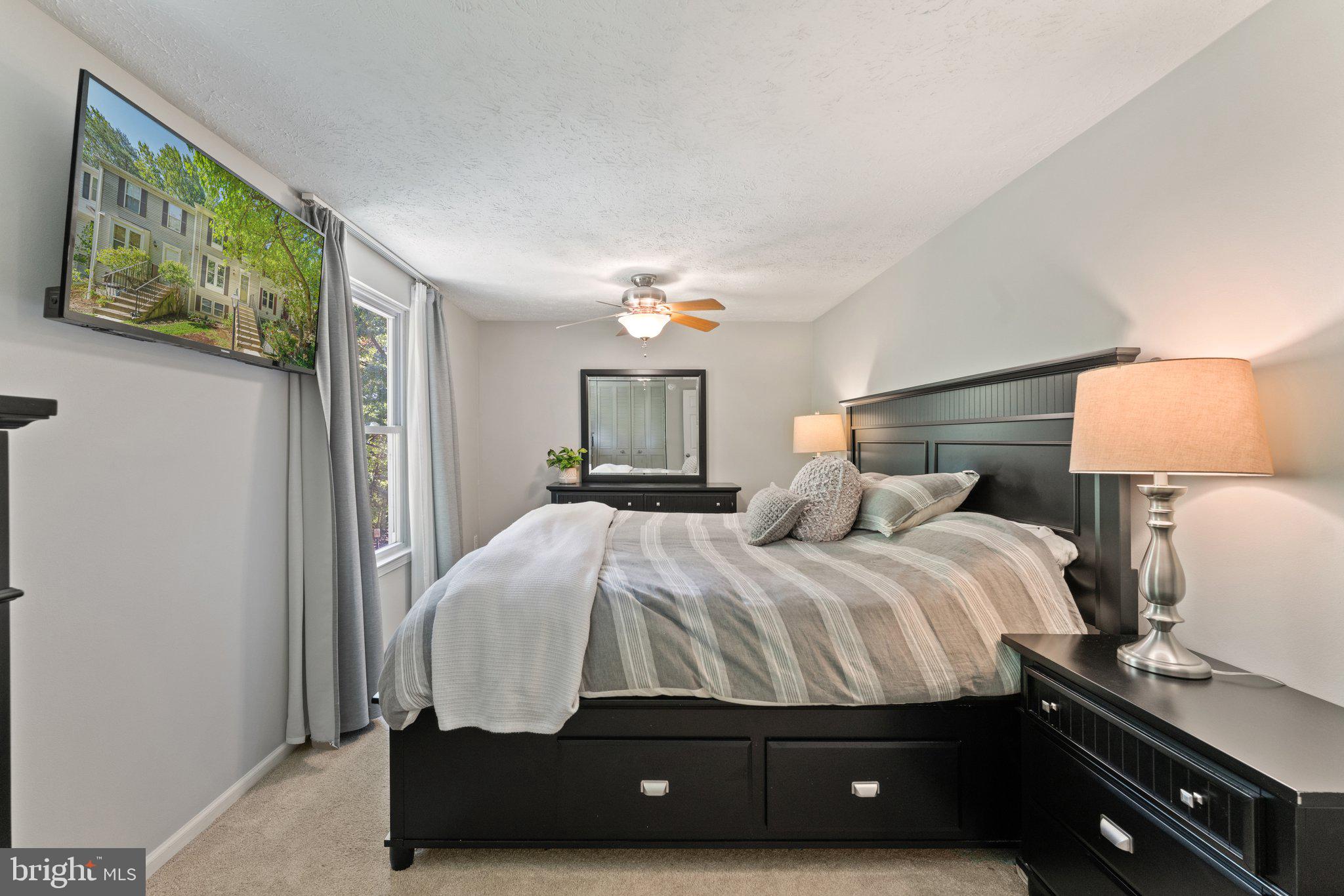 11017 Barton Hill Court Reston, VA 20191 - Photo 18 of 39