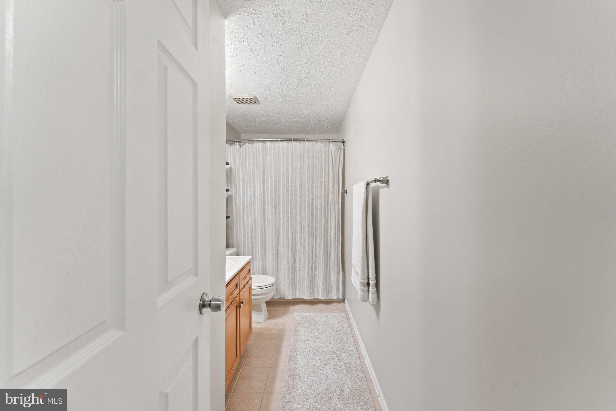11017 Barton Hill Court Reston, VA 20191 - Photo 23 of 39