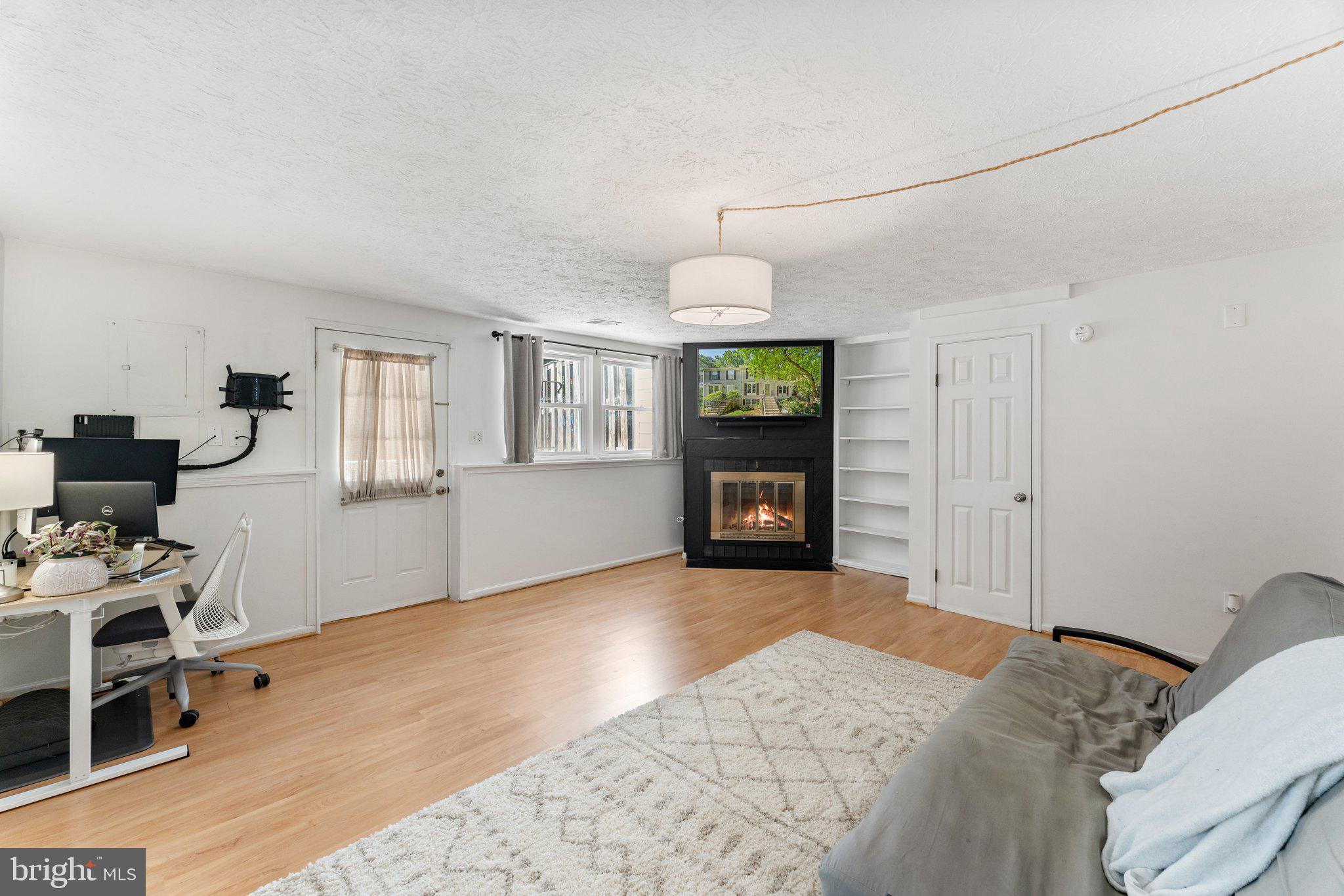 11017 Barton Hill Court Reston, VA 20191 - Photo 29 of 39