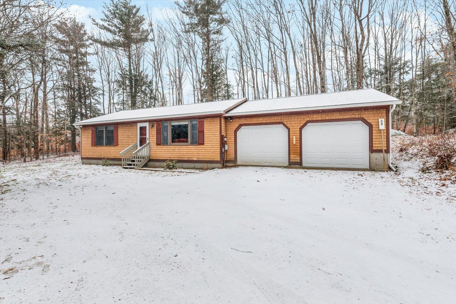 86 Bonds Corner Road Hancock, NH 03449 - Photo 2 of 18