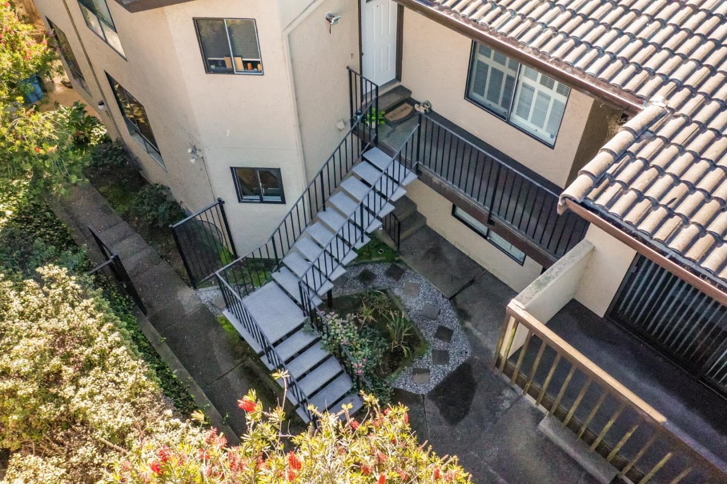 207 Monterey Road, Unit 3 Pacifica, CA 94044 - Photo 43 of 43 a view of an entryway of the house