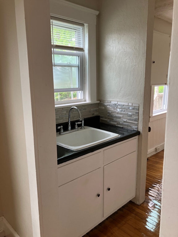 4 Loring Street, Unit 1 Worcester, MA 01606 - Photo 7 of 17