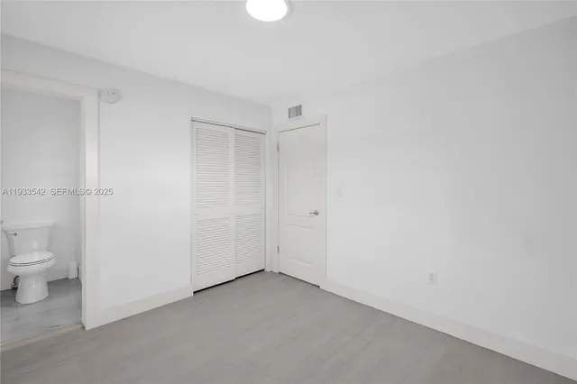 $3,200 | 3265 Virginia Street, Unit 19, Miami, FL 33133