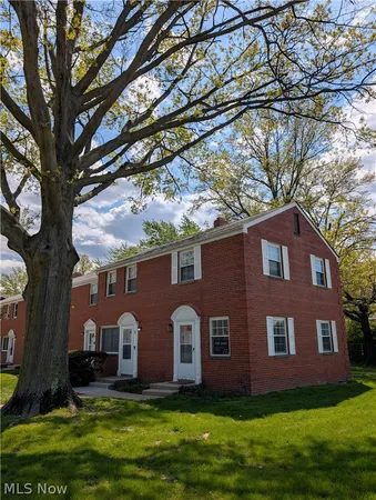 $75,000 | 422 Clearview Drive, Unit J10, Euclid, OH 44123