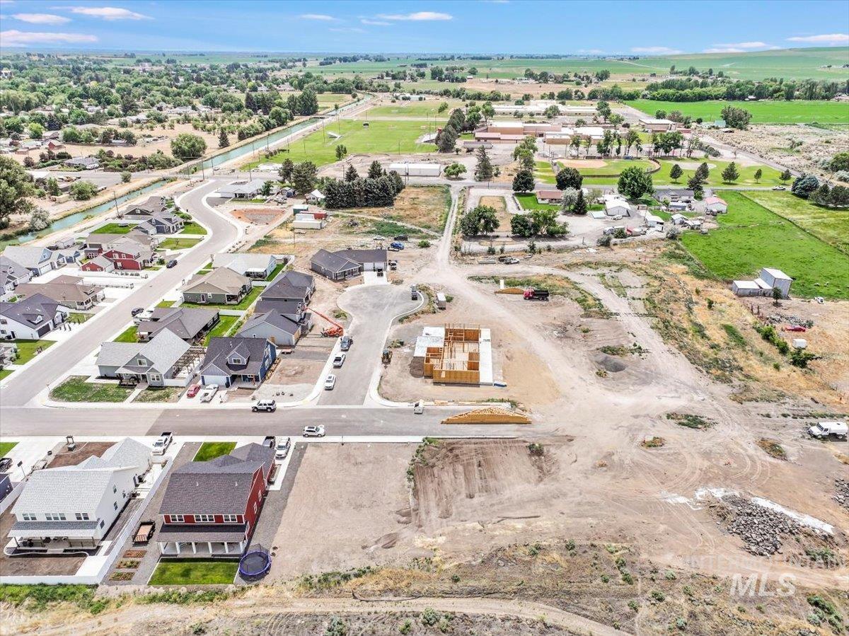 1018 Liberty Street Gooding, ID 83330 - Photo 12 of 18 Aerial view of property's location featuring nearby suburban area