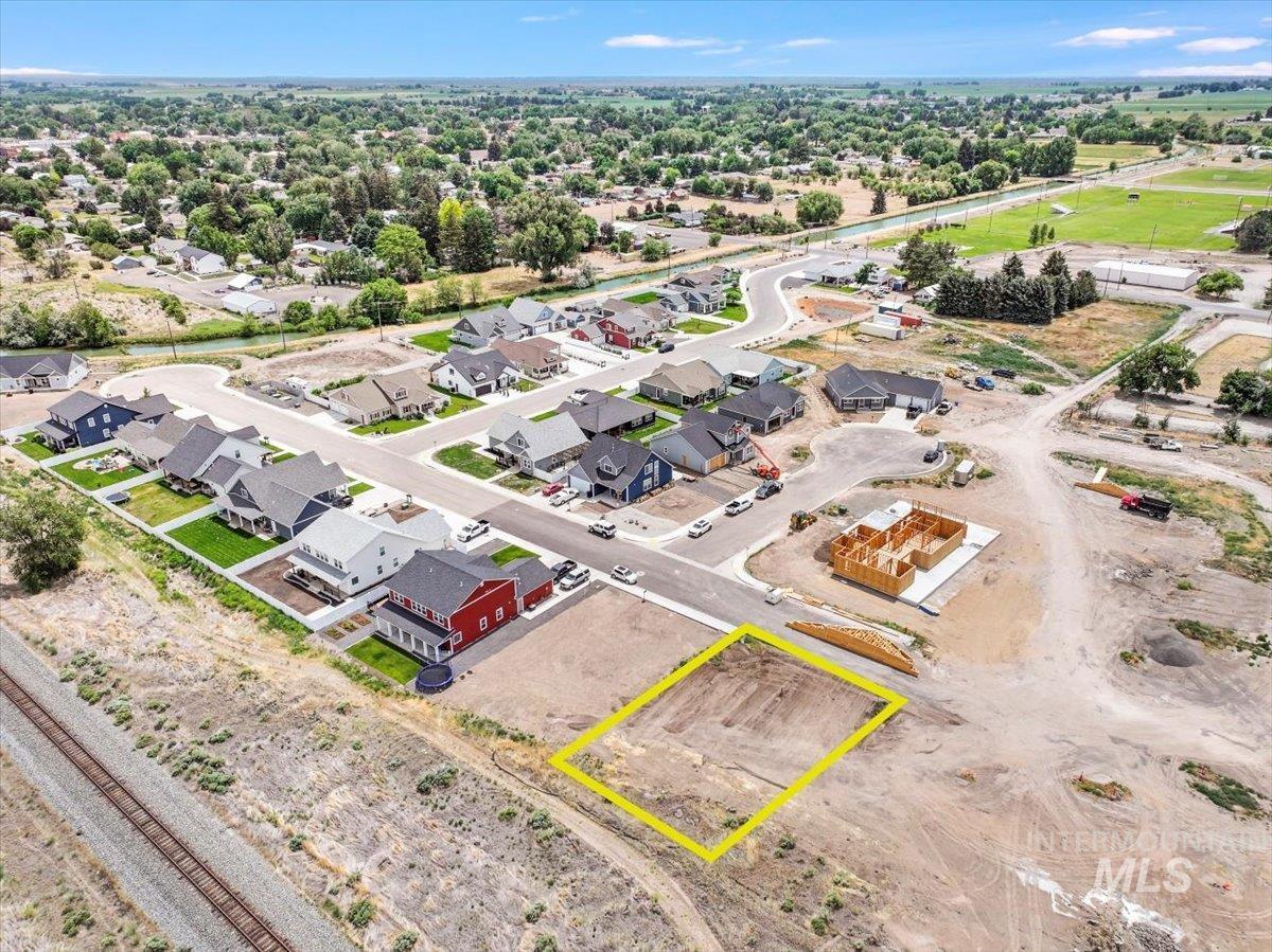 1018 Liberty Street Gooding, ID 83330 - Photo 13 of 18 Aerial view of residential area featuring property boundaries highlighted
