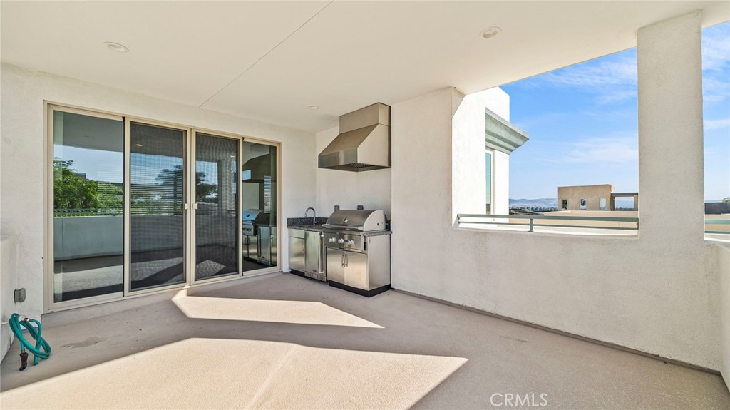 113 Carmine Irvine, CA 92618 - Photo 32 of 43 a room with storage and utility