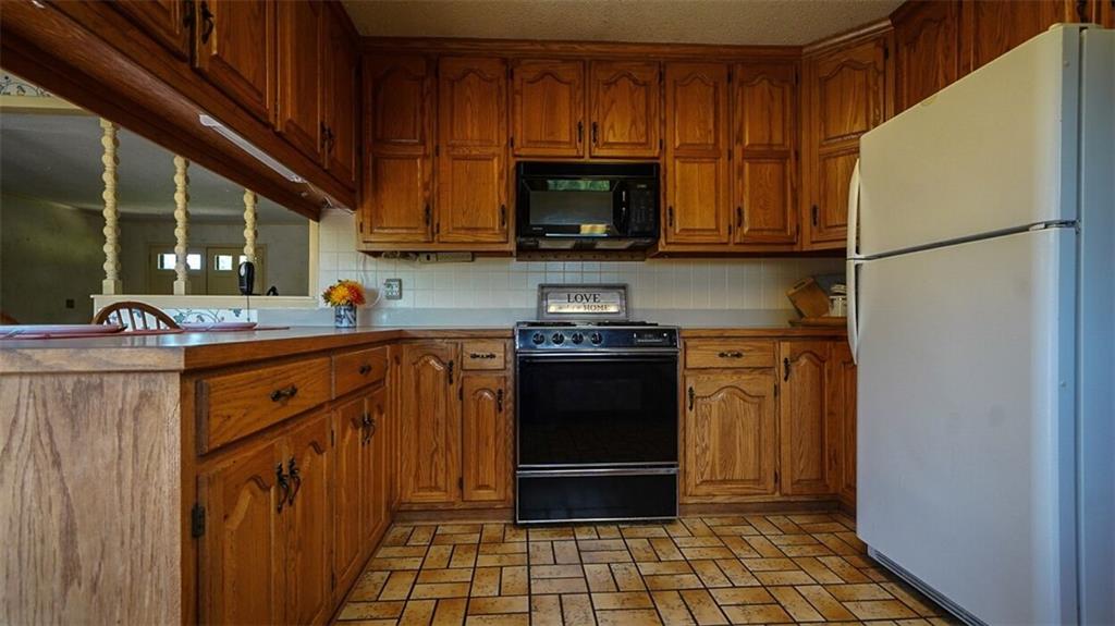 2110 Olde Farm Road Hudson, NC 28638 - Photo 11 of 39 Gallery Image 11