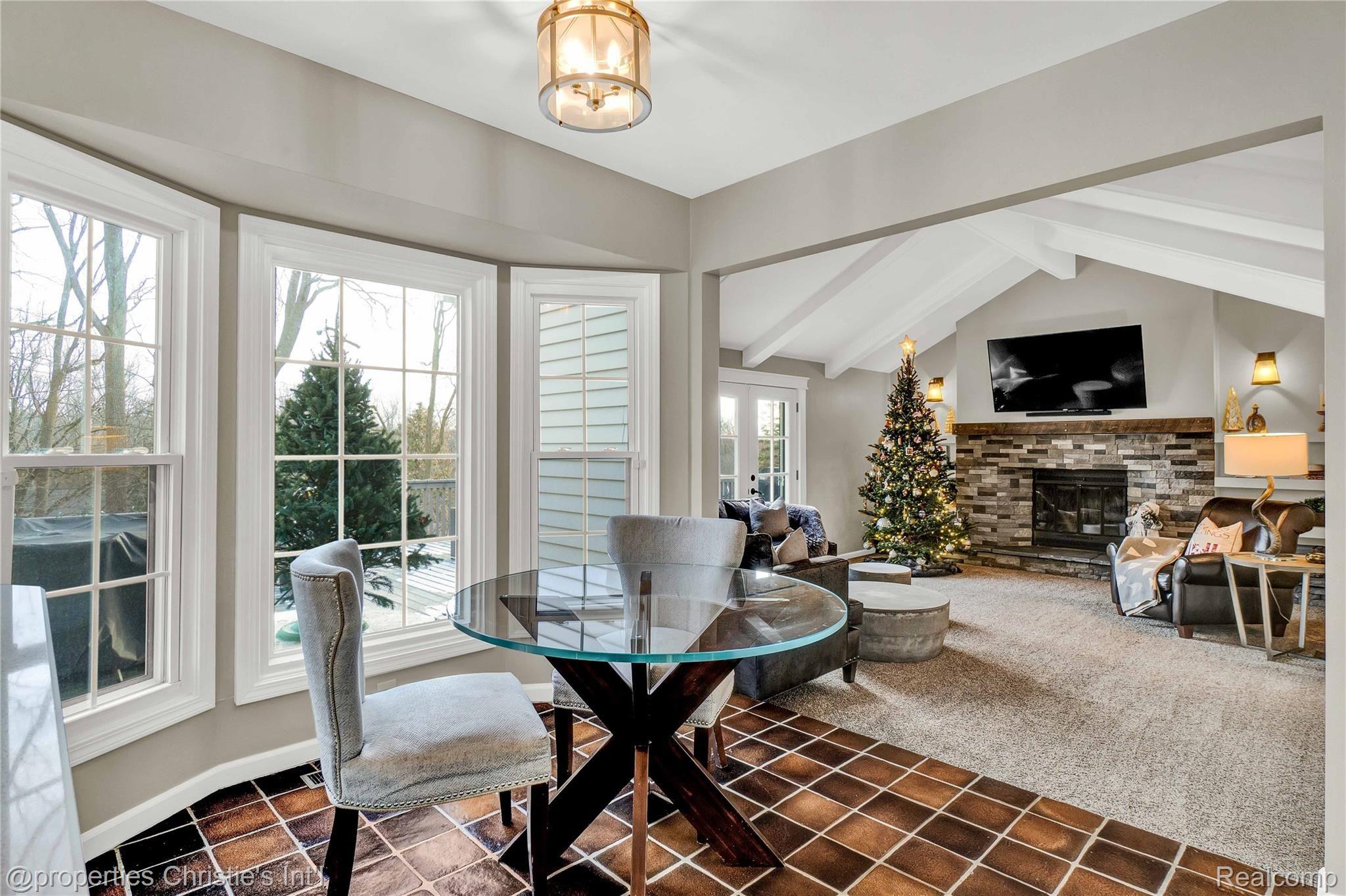 905 Ravine Terrace Drive Rochester, MI 48307 - Photo 10 of 28 Edited-17.jpg