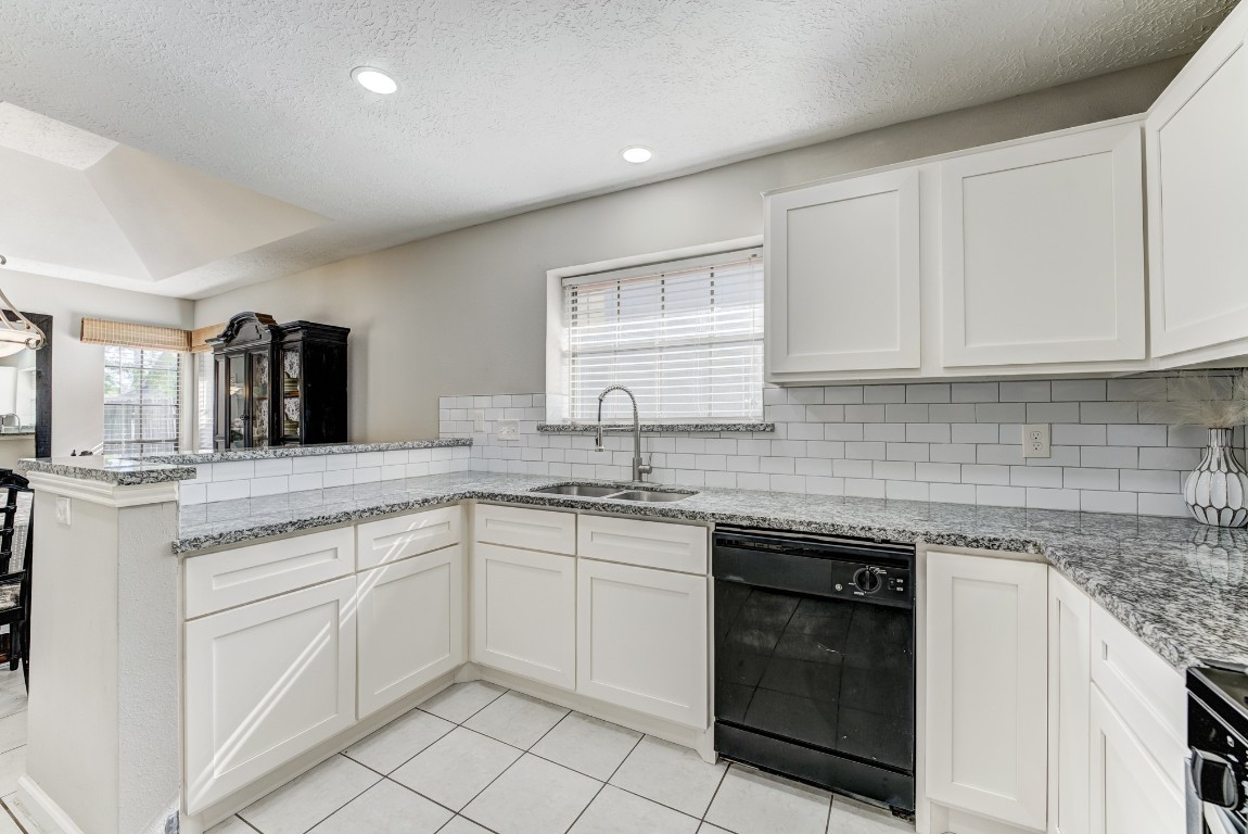 16134 Beechnut Street Houston, TX 77083 - Photo 21 of 50