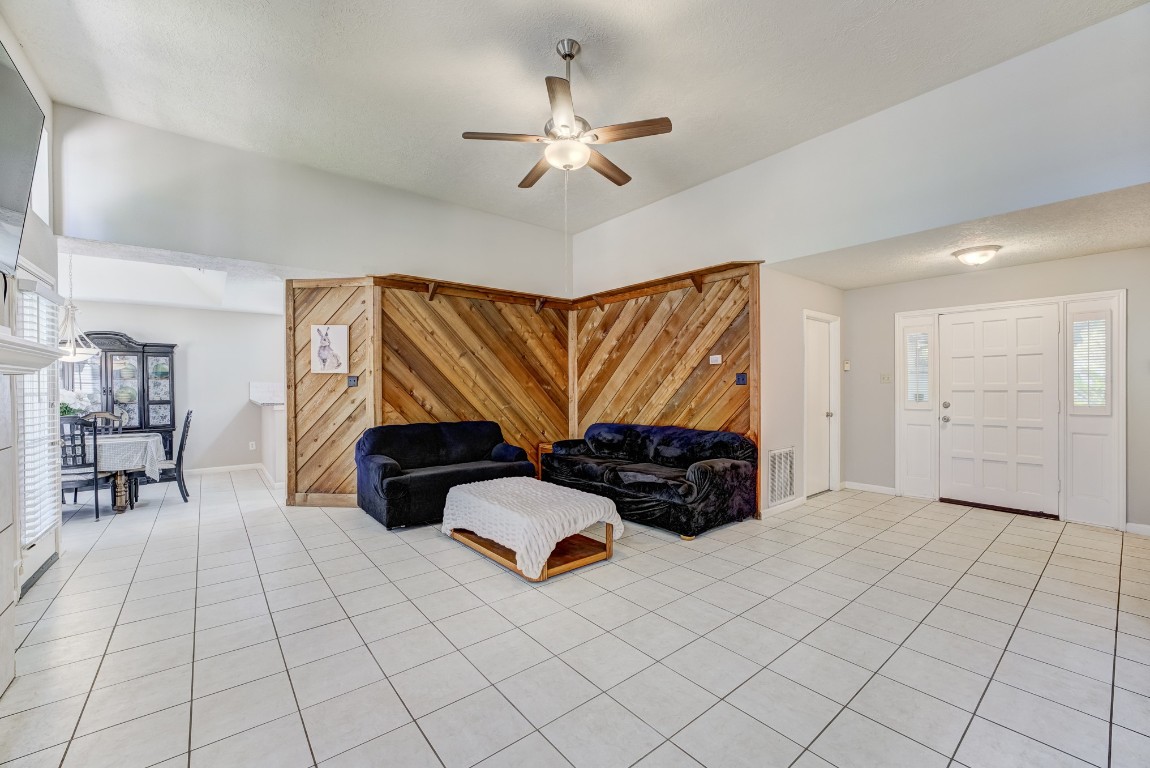 16134 Beechnut Street Houston, TX 77083 - Photo 9 of 50