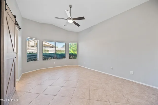 $2,400 | 2508 East Paraiso Drive, Phoenix, AZ 85024