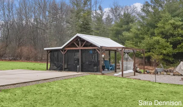 $575,000 | 13100 220th Avenue, Big Rapids, MI 49307