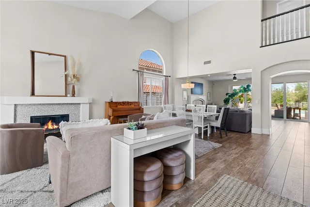 $1,140,000 | 174 Wentworth Drive, Henderson, NV 89074