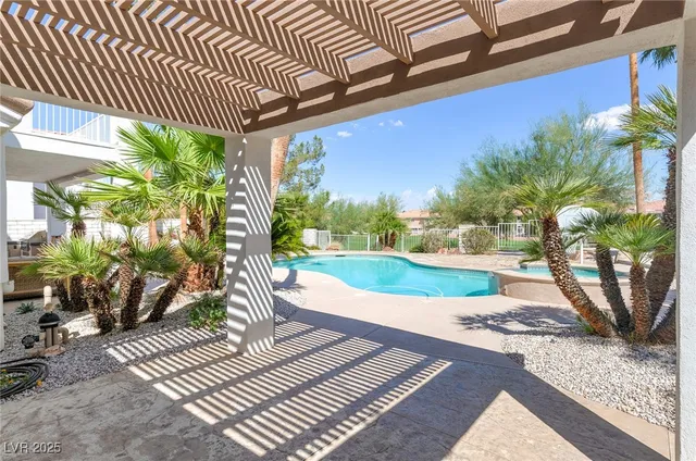 $1,140,000 | 174 Wentworth Drive, Henderson, NV 89074