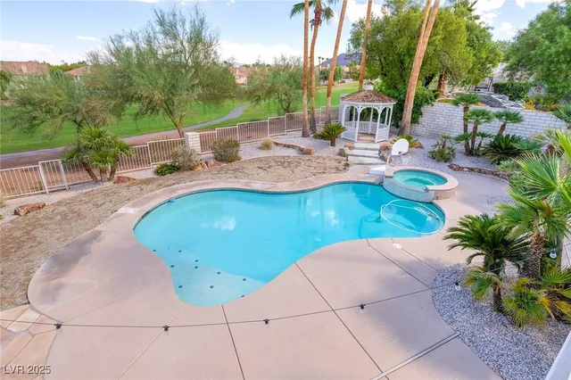 $1,140,000 | 174 Wentworth Drive, Henderson, NV 89074