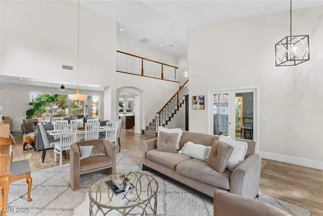 $1,140,000 | 174 Wentworth Drive, Henderson, NV 89074